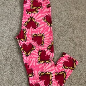 TC LuLaRoe Valentines Leggings